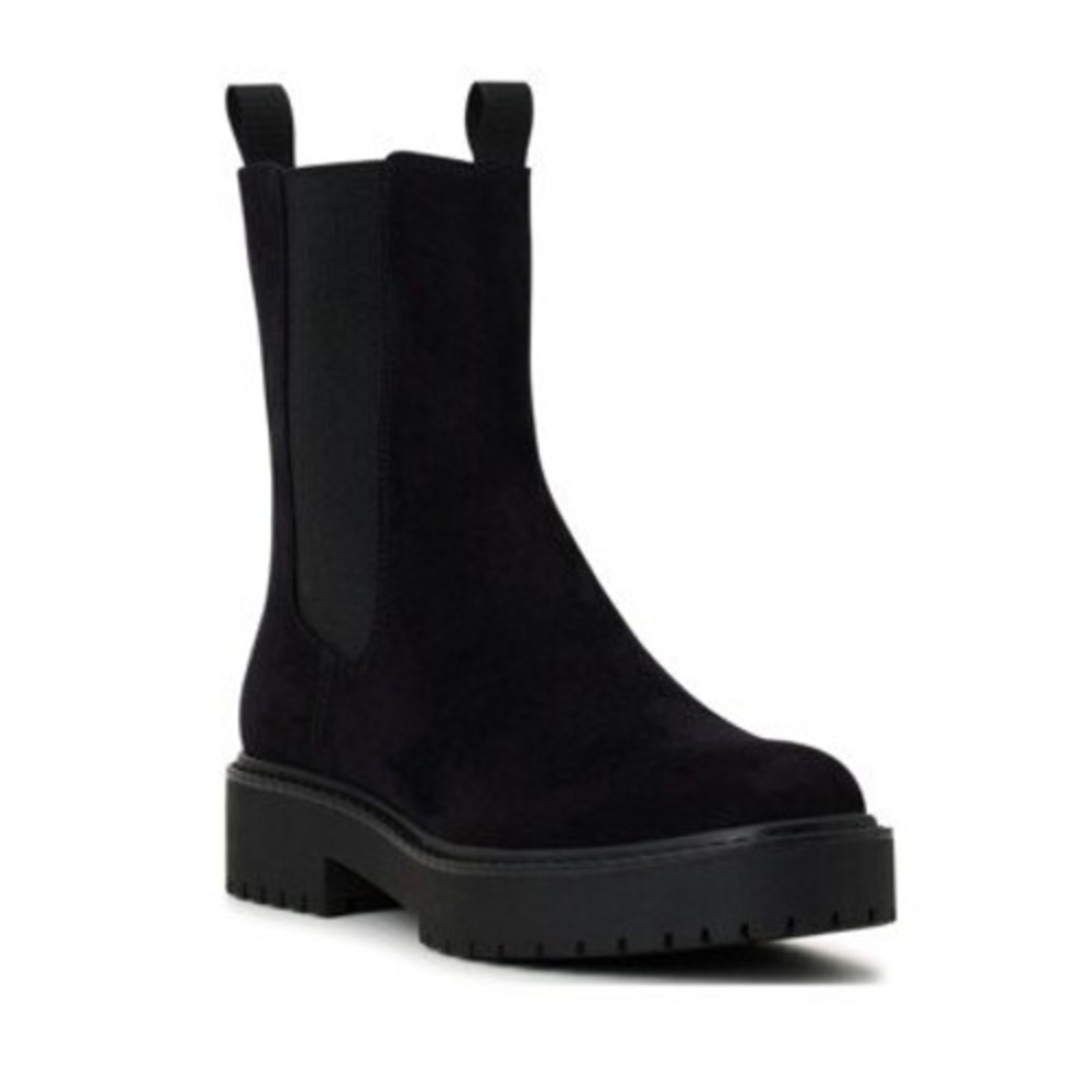 Time and Tru Shoes Womens 8 Black Faux Suede Platform Lug Sole Chelsea Boots